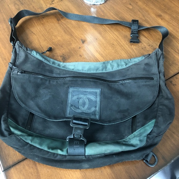 Chanel bag - Picture 2 of 5